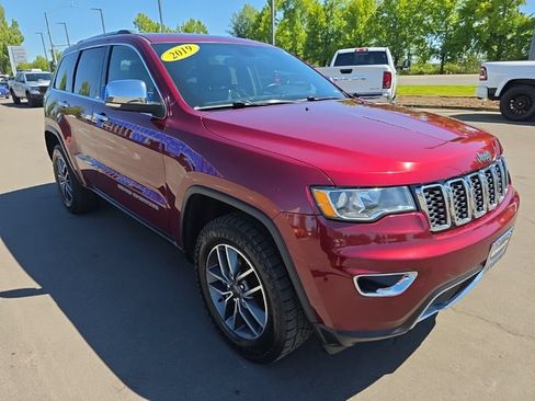 Used 2019 Jeep Grand Cherokee Limited AWD/4WD image 7