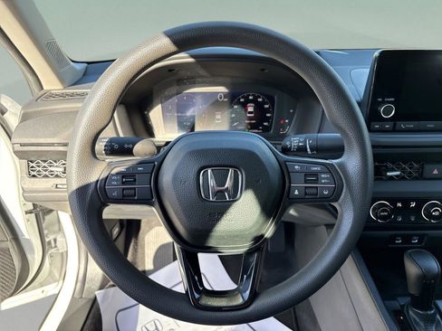 Used 2024 Honda Accord EX image 27