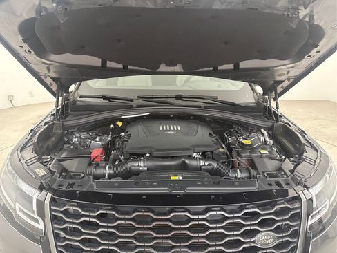 Used 2018 Land Rover Range Rover Velar AWD/4WD image 14