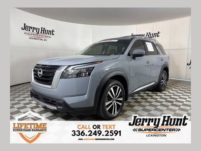 Used 2025 Nissan Pathfinder Platinum w/ Cargo Package