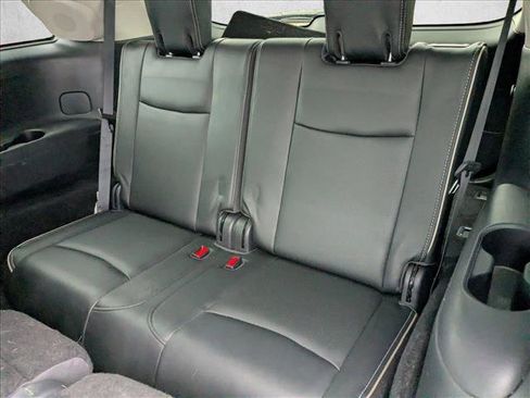 Used 2020 INFINITI QX60 Luxe w/ Essential Package image 15