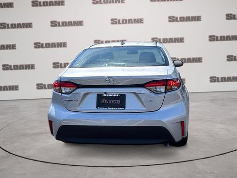 Used 2023 Toyota Corolla LE FWD image 4