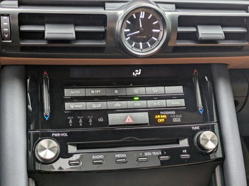 Used 2025 Lexus IS 300 F Sport image 23