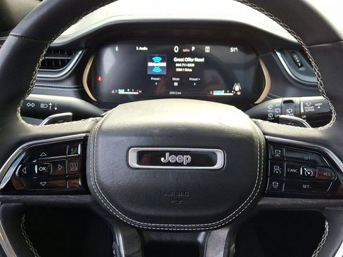 Used 2023 Jeep Grand Cherokee Overland w/ Luxury Tech Group IV image 20