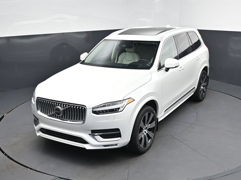 Used 2023 Volvo XC90 B6 Ultimate w/ Protection Package Premier AWD/4WD image 30