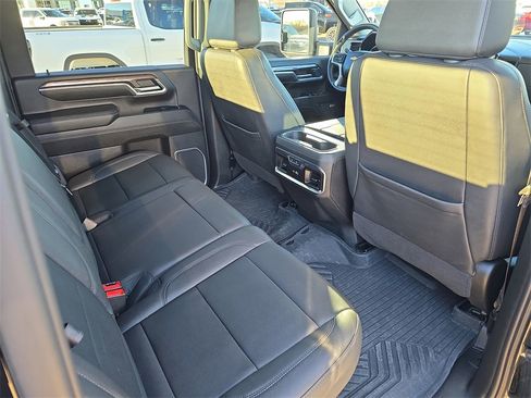 Used 2024 Chevrolet Silverado 2500 LTZ image 11