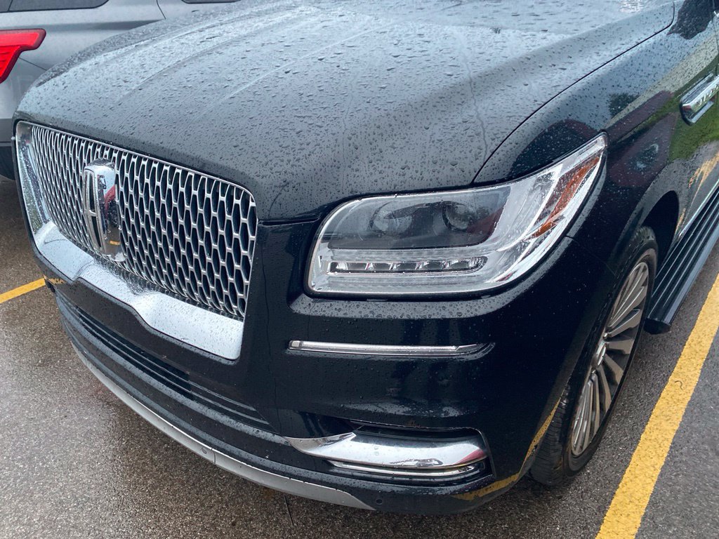 Used 2018 Lincoln Navigator Reserve w/ Technology Package AWD/4WD image 18
