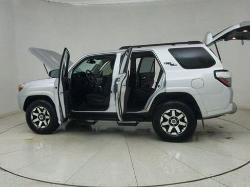 Used 2022 Toyota 4Runner TRD Off-Road image 70