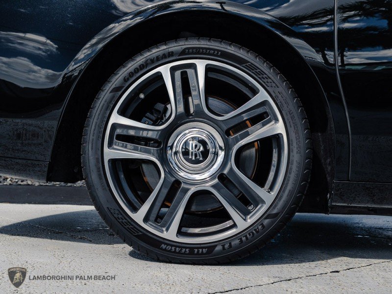 Used 2017 Rolls-Royce Ghost RWD image 41