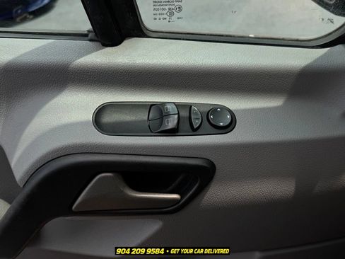 Used 2018 Mercedes-Benz Sprinter 2500 image 16