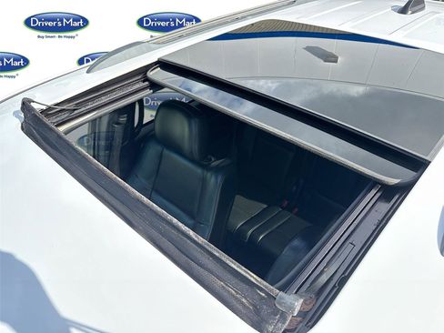 Used 2018 Jeep Grand Cherokee Limited w/ Luxury Group II image 23