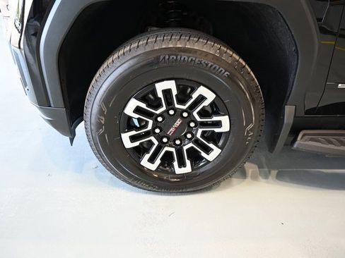 New 2026 GMC Sierra EV Elevation w/ Premium Package image 32