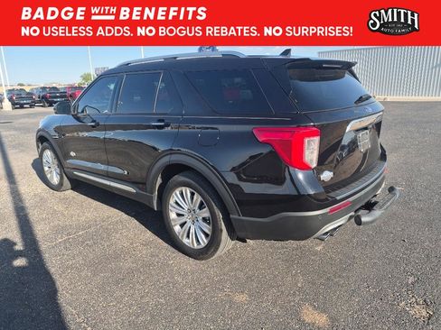 Used 2024 Ford Explorer King Ranch w/ Technology Package AWD/4WD image 6