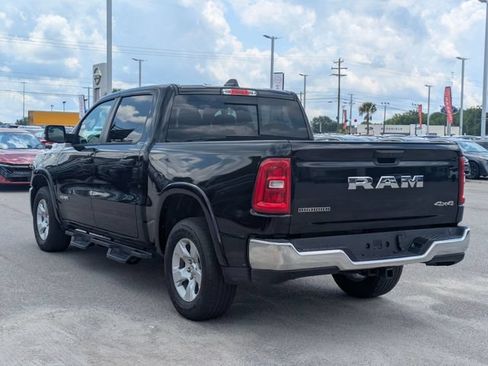Used 2025 RAM 1500 Big Horn AWD/4WD image 5