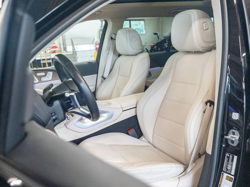 Used 2024 Mercedes-Benz GLS 450 4MATIC image 20