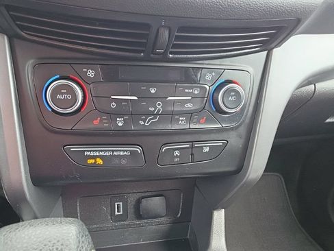 Used 2018 Ford Escape SE AWD/4WD image 16