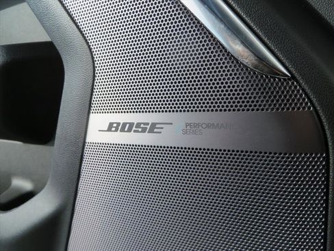 Used 2025 GMC Yukon Denali Ultimate image 31