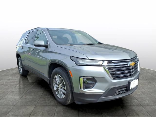 Used 2023 Chevrolet Traverse LT w/ LPO, Floor Liner Package AWD/4WD image 1