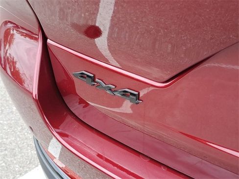 New 2025 Jeep Grand Cherokee Altitude image 6