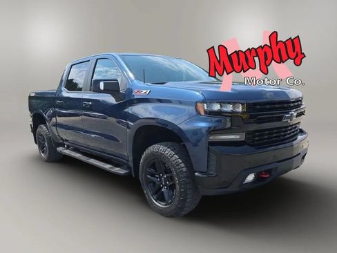 Used 2020 Chevrolet Silverado 1500 LT Trail Boss AWD/4WD image 2