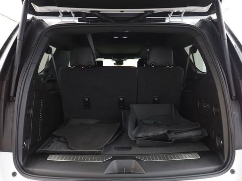 Used 2024 GMC Yukon XL Denali Ultimate image 20
