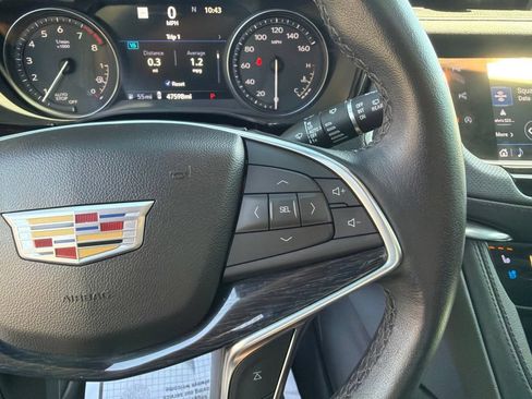 Used 2022 Cadillac XT5 Premium Luxury w/ Technology Package FWD image 26