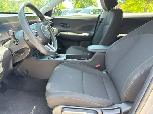 Used 2025 Hyundai Kona SE AWD/4WD image 20