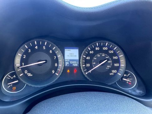 Used 2015 INFINITI Q70 L 3.7 w/ Deluxe Touring Package image 24