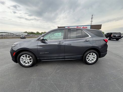Used 2022 Chevrolet Equinox LT AWD/4WD image 2