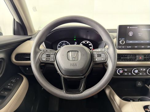 Used 2025 Honda HR-V LX image 14