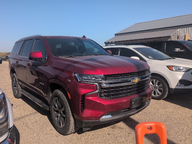 Used 2022 Chevrolet Tahoe LT w/ Luxury Package AWD/4WD image 9