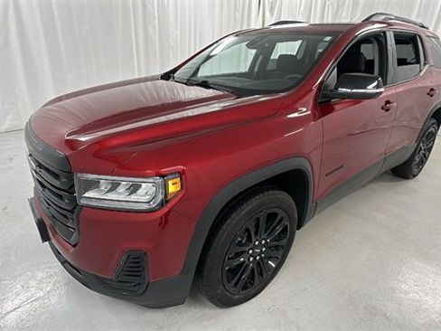 Used 2023 GMC Acadia SLE w/ Driver Convenience Package image 7