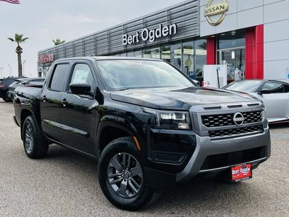 New 2026 Nissan Frontier SV w/ Tow Package