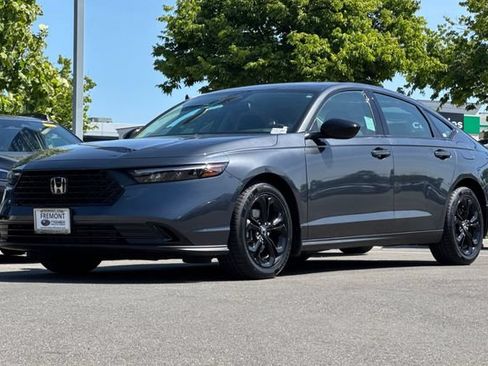 Used 2025 Honda Accord SE image 8