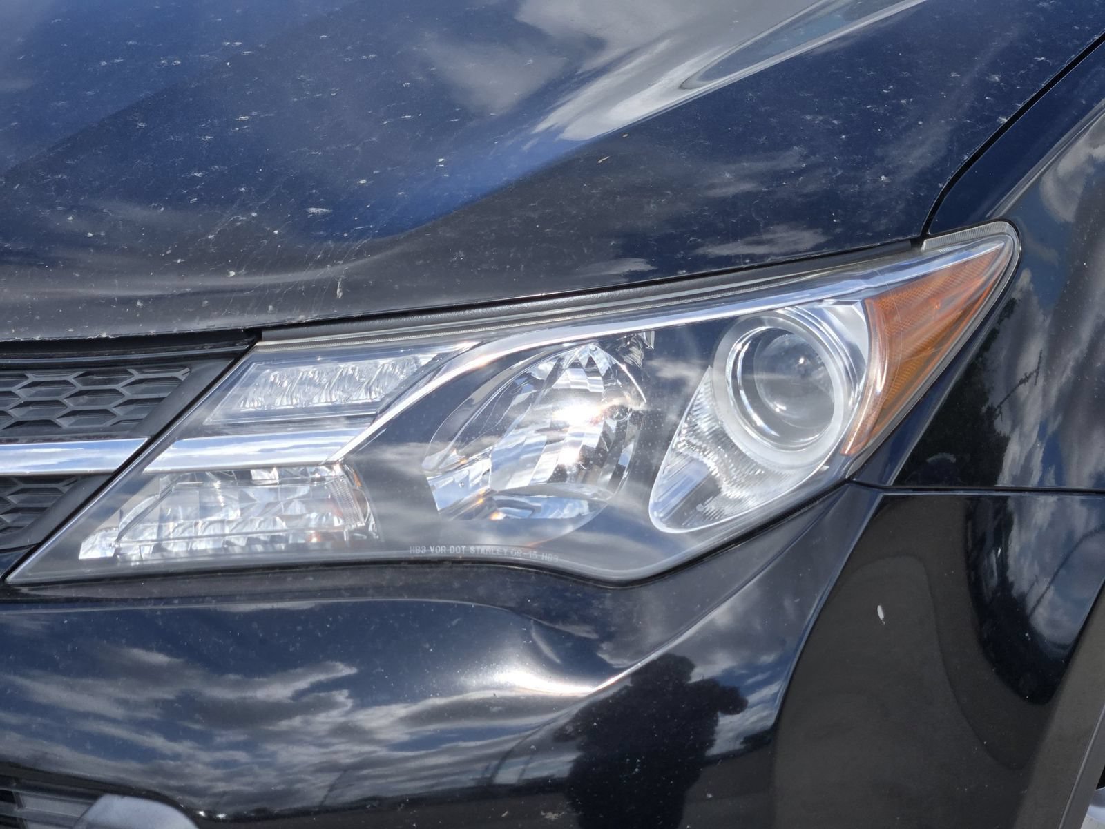 Used 2015 Toyota RAV4 LE AWD/4WD image 10