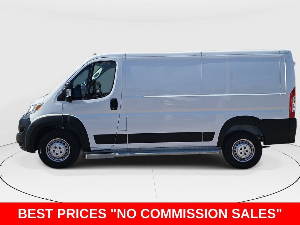 Used 2025 RAM ProMaster 2500 w/ U-Haul Equipment Group FWD image 6