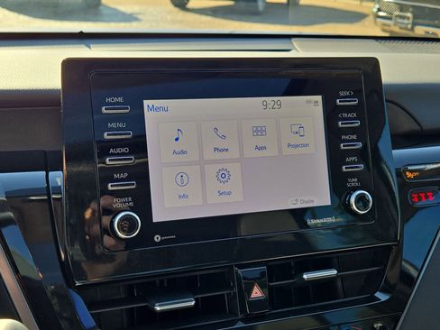 Used 2024 Toyota Camry SE w/ Convenience Package FWD image 19