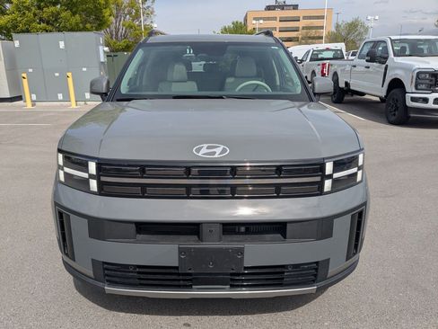 Used 2025 Hyundai Santa Fe Limited image 12