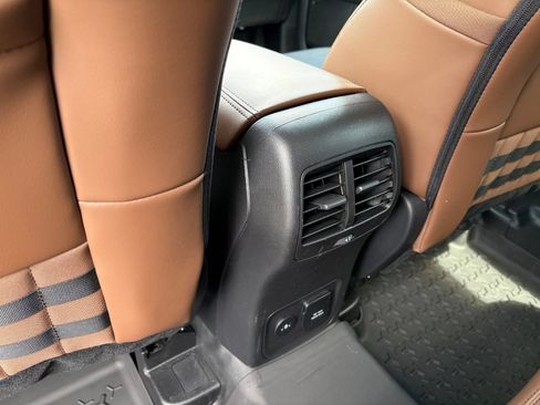 Used 2025 Ford Bronco Sport Outer Banks w/ Sasquatch Outer Banks Package AWD/4WD image 31
