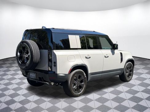 New 2026 Land Rover Defender 110 S AWD/4WD image 9