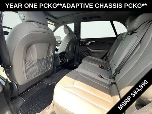 Used 2019 Audi Q8 Prestige w/ Adaptive Chassis Package AWD/4WD image 25