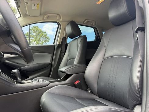 Used 2019 MAZDA CX-3 Touring FWD image 12