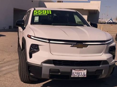 Certified 2026 Chevrolet Silverado EV LT image 3