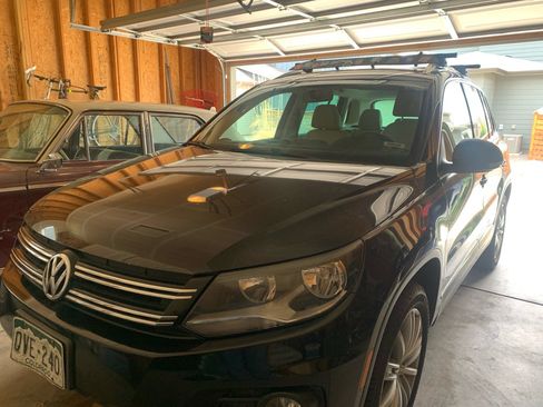 Used 2013 Volkswagen Tiguan SE AWD/4WD image 2