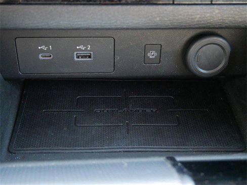 Used 2023 Mitsubishi Outlander SEL image 27