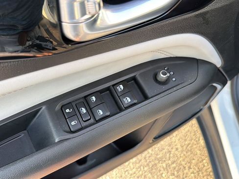 Used 2024 Jeep Compass Limited AWD/4WD image 30