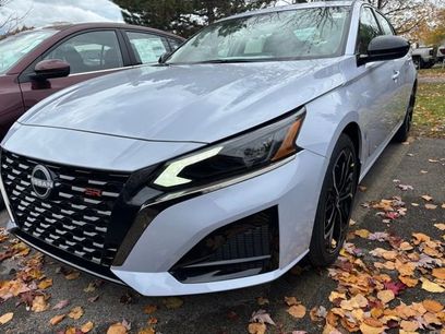 New 2025 Nissan Altima 2.5 SR