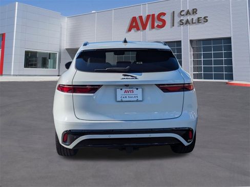 Used 2024 Jaguar F-PACE R-Dynamic S image 7