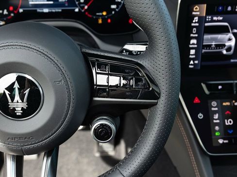 New 2026 Maserati Grecale Modena image 30