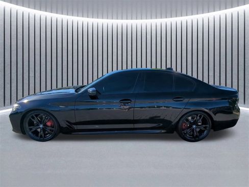 Used 2022 BMW M550i xDrive w/ Executive Package image 8